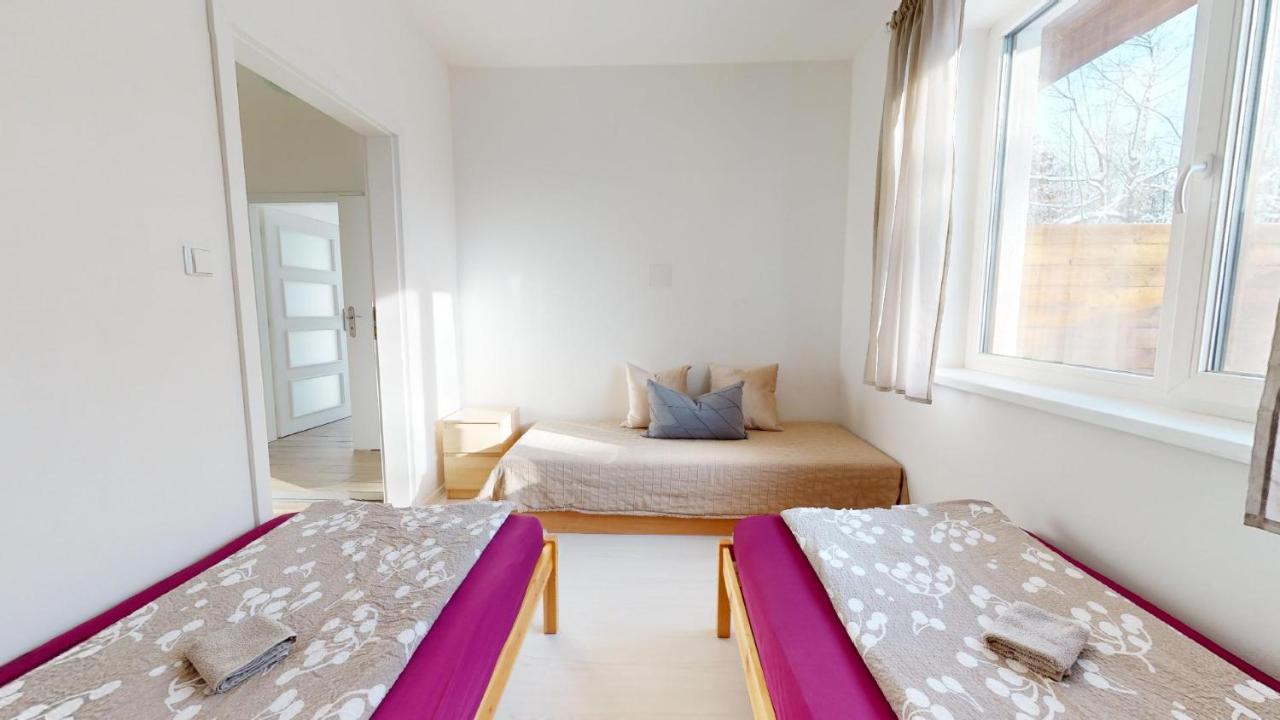 Apartman Dubova มิโลวิตเซ ภายนอก รูปภาพ