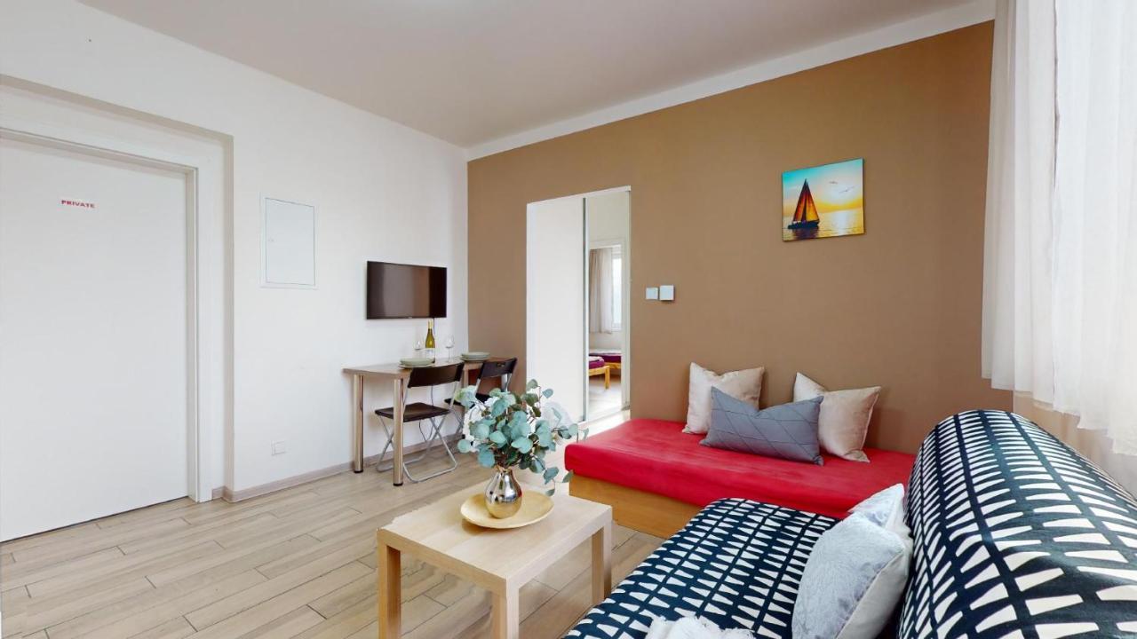 Apartman Dubova มิโลวิตเซ ภายนอก รูปภาพ